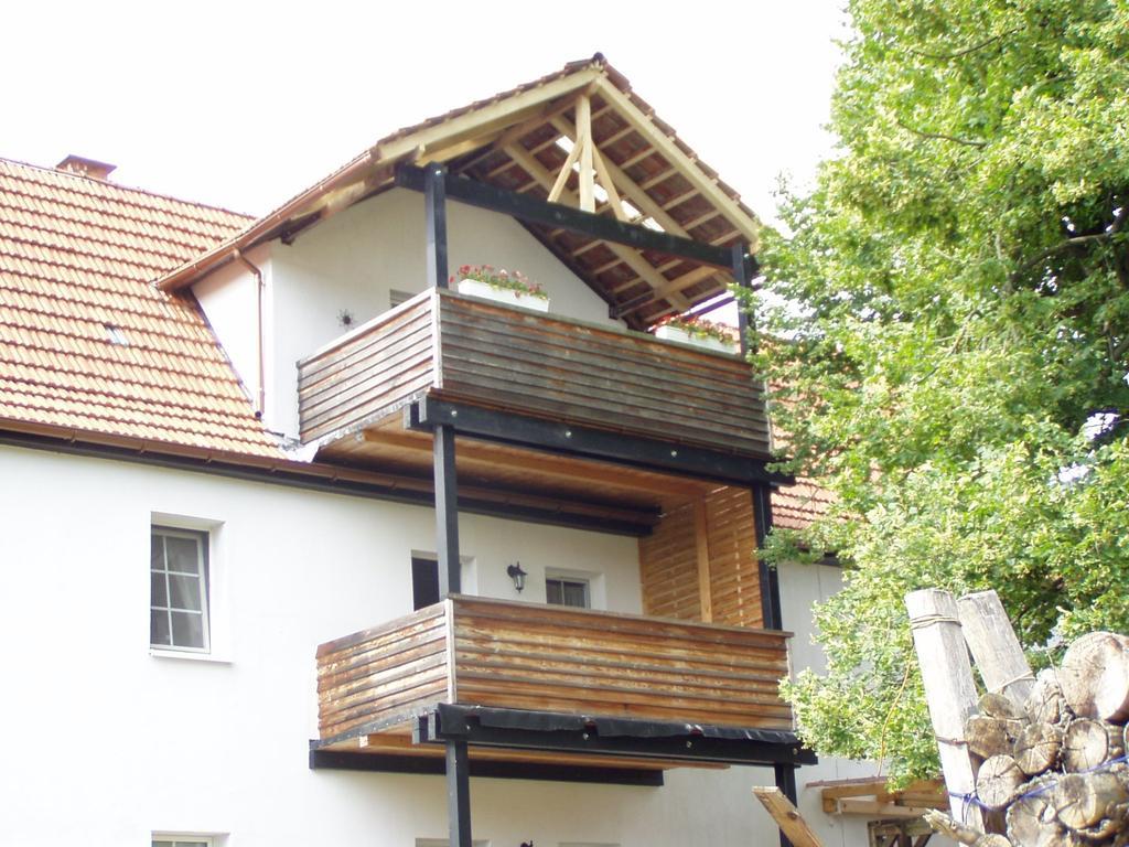 Casa Carolina Rumaenisches Restaurant & Pension Stedtfeld Exterior photo